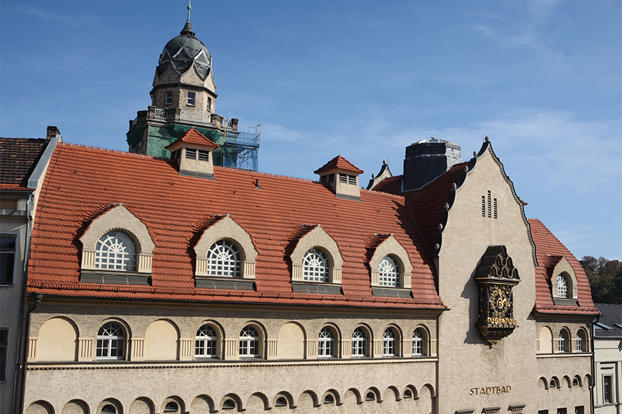 Fassade des Stadtbads.